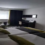 Western Palais Des Congrès Hotel 4*