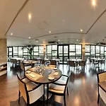 Western Palais Des Congrès Hotel 4*