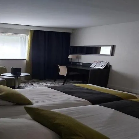 Western Palais Des Congres Hotel 4*