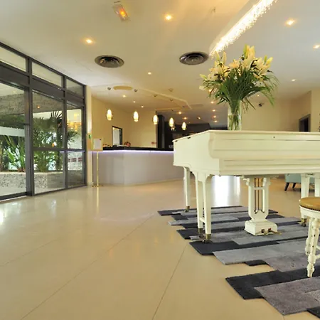 Szálloda Western Palais Des Congres Évreux