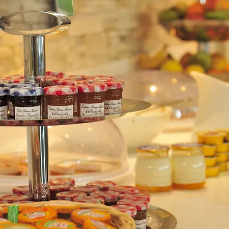 Szálloda Western Palais Des Congres 4*