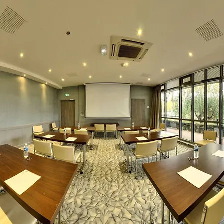 Western Palais Des Congres