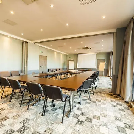 Western Palais Des Congres