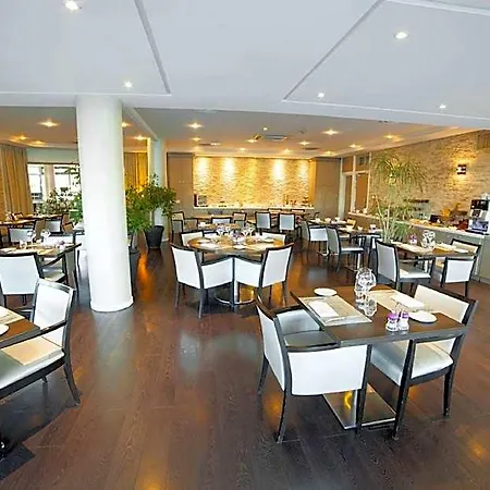 Western Palais Des Congrès 4* Évreux
