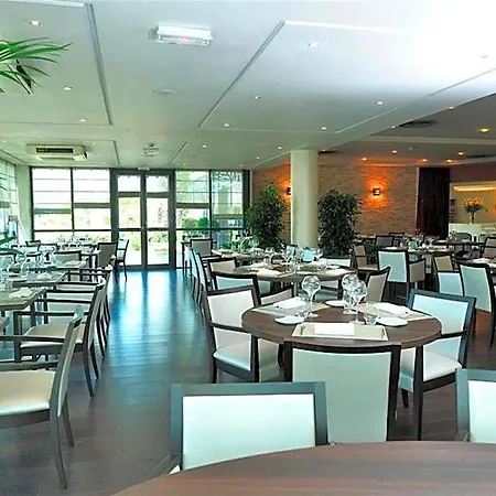 Western Palais Des Congrès 4*