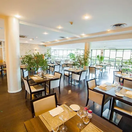 Western Palais Des Congres